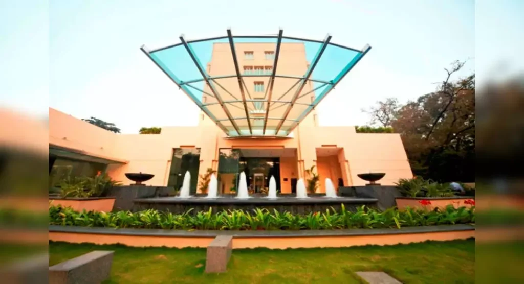 Blue Diamond Hotel